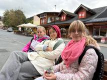 Uczniowie podczas wycieczki do Karpacza