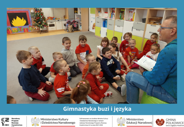 przedszkolaki na zajęciach z logopedą